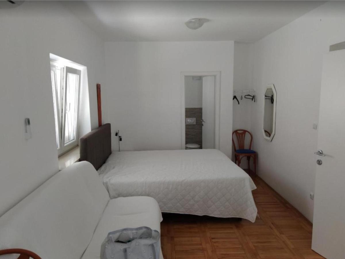 Apartments More Pirovac Ngoại thất bức ảnh